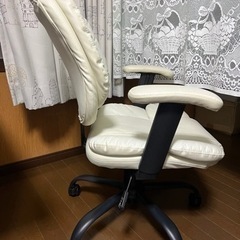 オフィスチェアの画像
