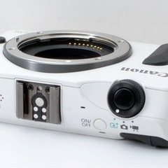 ☆Canon EOS M☆転送OK○人気ミラーレス○豪華な付属品