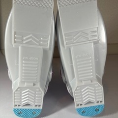 未使用　Hart Frozen ジュニアスキーブーツ　21〜22センチの画像