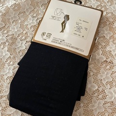 ⭐︎お話し中⭐︎【新品】マタニティ黒裾レースレギンスM〜Lの画像