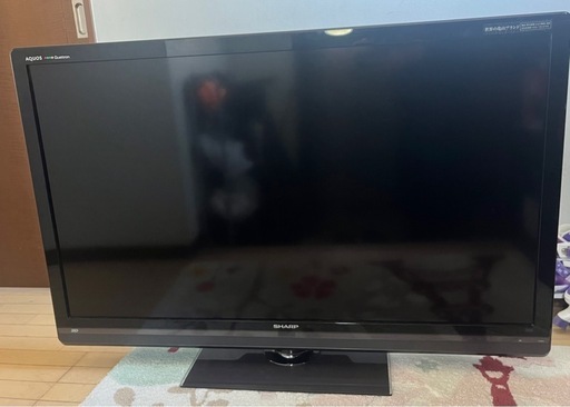 訳あり　シャープ　AQUOS ５２型　液晶テレビ