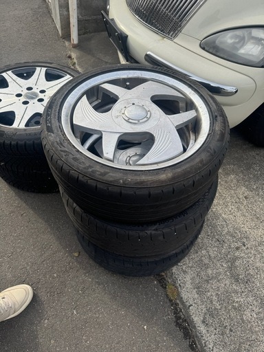タイヤ、ホイール 215/45R17