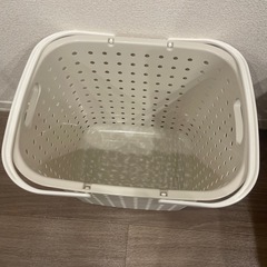 洗濯かご　の画像