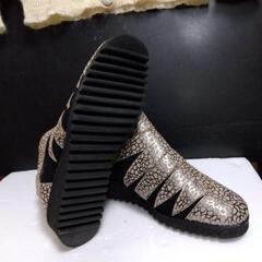 厚木方面🆗￥16780の品🇮🇹Italyガルバシューズの画像