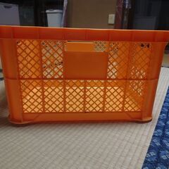 収納コンテナ　農作物収穫・陳列の画像