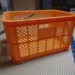 収納コンテナ　農作物収穫・陳列の画像