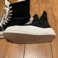 厚底　防水 スニーカーの画像