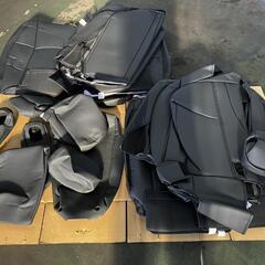 値下げ未使用品E52エルグランドシートカバーの画像