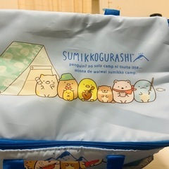 新品　すみっコぐらしすみっコキャンプ5ポケット付き保冷バッグ
の画像