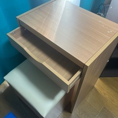 ドレッサー　茶色　の画像
