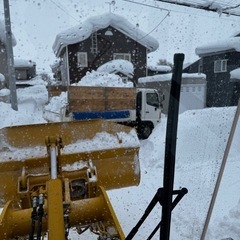 スポット排雪 4トンダンプ 8000円