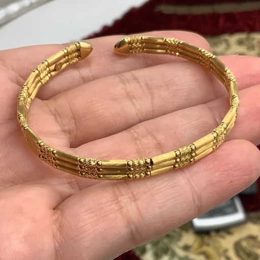 K18 バングル　ブレスレット　8.5g