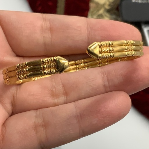 K18 バングル　ブレスレット　8.5g