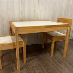 【引取限定・値引き交渉可】IKEA キッズテーブルセット(LATT)