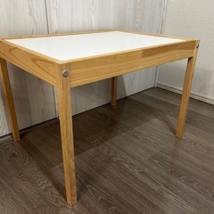 【引取限定・値引き交渉可】IKEA キッズテーブルセット(LATT)の画像