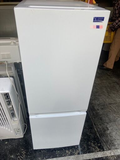☆中古￥14,300！YAMADA　156㍑2ドア冷蔵庫　家電　2020年製　YRZ-F15G1型　幅48㎝ｘ奥行60㎝ｘ高さ127㎝　【BL133】
