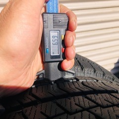 パジェロ用アルミ付きスタッドレス4本組みの画像