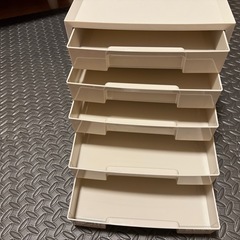 【美品】引き出し アイリスオーヤマの画像
