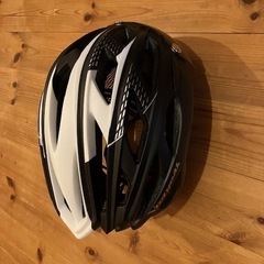 ※最後の値下げです。ロードバイク＆クロスバイクのヘルメットの画像