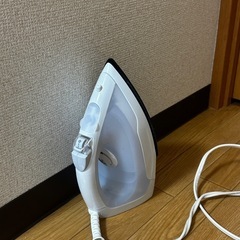 スチームアイロン