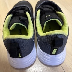 PUMA 子ども靴 20㎝の画像