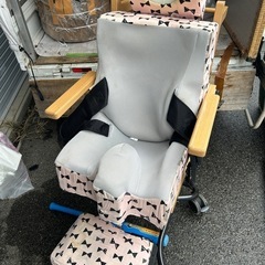 車椅子　介助　介護　ティルト　子供用