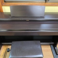 電子ピアノの画像