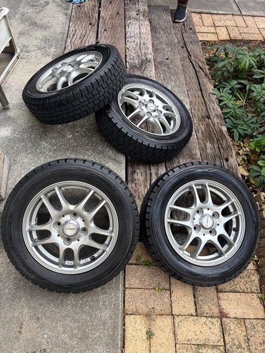 スタッドレス　155 65r 13