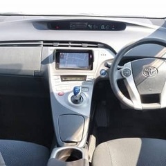 【大垣店新規オープン記念！陸送費用割引キャンペーン実施中】今回はトヨタ プリウス 　Ｓ をご紹介！の画像