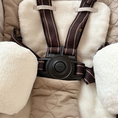 コンビ　ネムリラ　電動ハイローチェアの画像