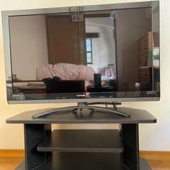 テレビ台付REGZA東芝製37インチテレビの画像