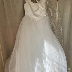 ウエディングドレスの画像