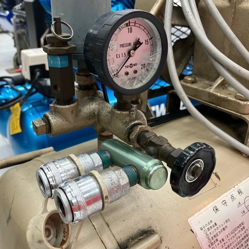 店頭引取限定】【中古】【現状販売】TOSHIBA 東芝 エアコンプレッサー