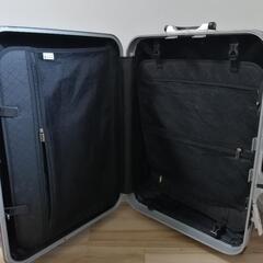キャリーケース（7泊用）の画像