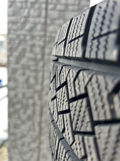 値下げ！カローラツーリング　スタッドレス　195/65R/15　ナット付属