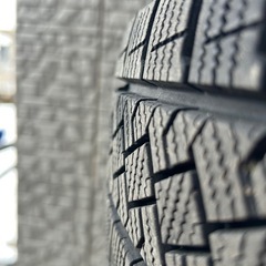 カローラツーリング　スタッドレス　195/65R/15　ナット付属