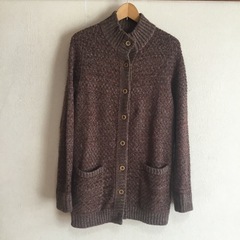 ニットロングカーディガンの画像