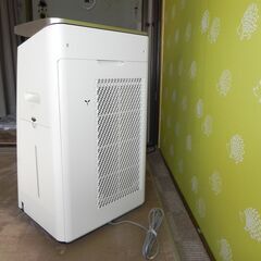 シャ-プ。プラズマイオンクラスタ-ＡＩ内蔵加湿空気清浄機の画像