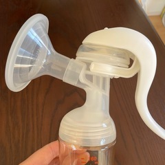ピジョン手動搾乳機の画像