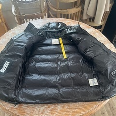 コピー品　MONCLER モンクレール　ダウンジャケットの画像