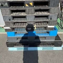 プラスチック　パレットの画像