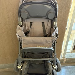 joovy ベビーカーの画像