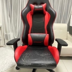 【引き取りに来れる方】AK Racingゲーミングチェアの画像