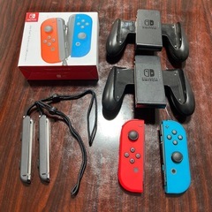 任天堂Switchジョイコン、グリップ、ストラップセット！