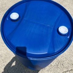 ポリタイプドラム缶 200L 洗浄済み ポリタンク 貯水 農作業の画像