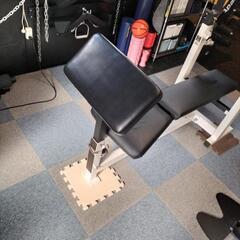 タフスタッフ　ベンチプレス、マルチマシンの画像