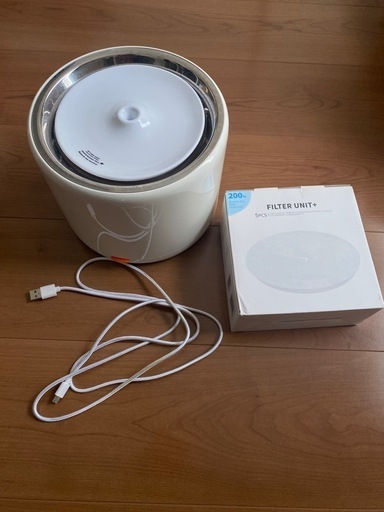 ペット給水器