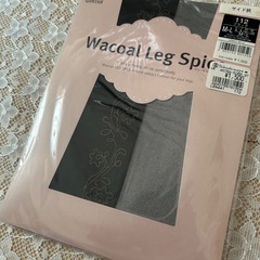 ⭐︎お譲り決定⭐︎【新品】定価1500円ワコール裾刺繍黒ストッキ...
