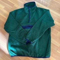 ジーユー　フリース　sサイズ　大きめの画像