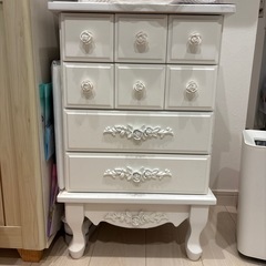 収納家具